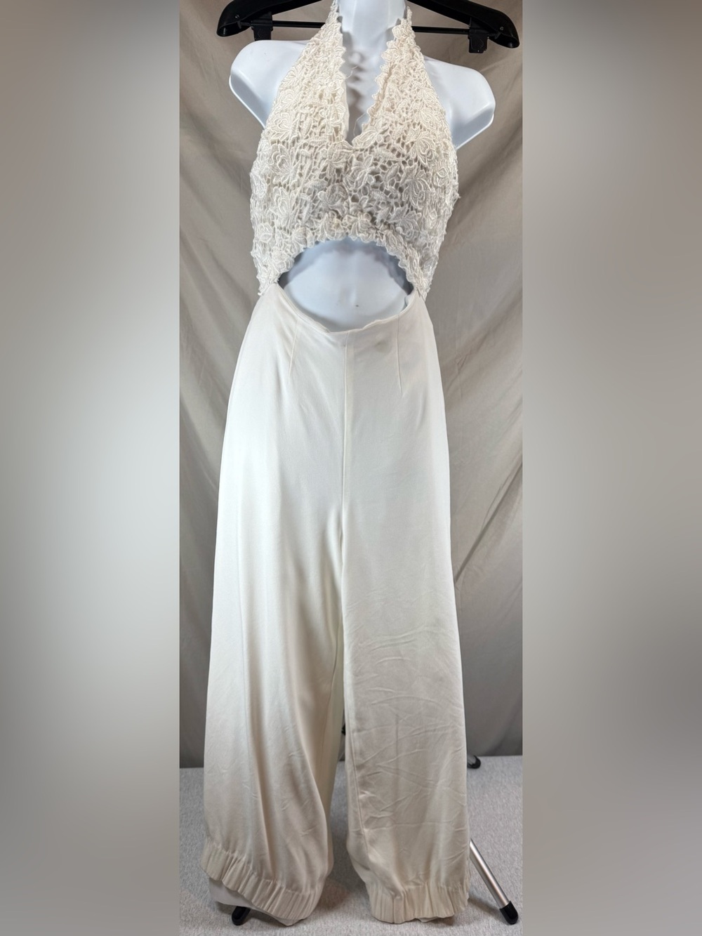 True Vintage Alyce Designs Lace Halter Cutout Bridal Jumpsuit- Cream - Size 8